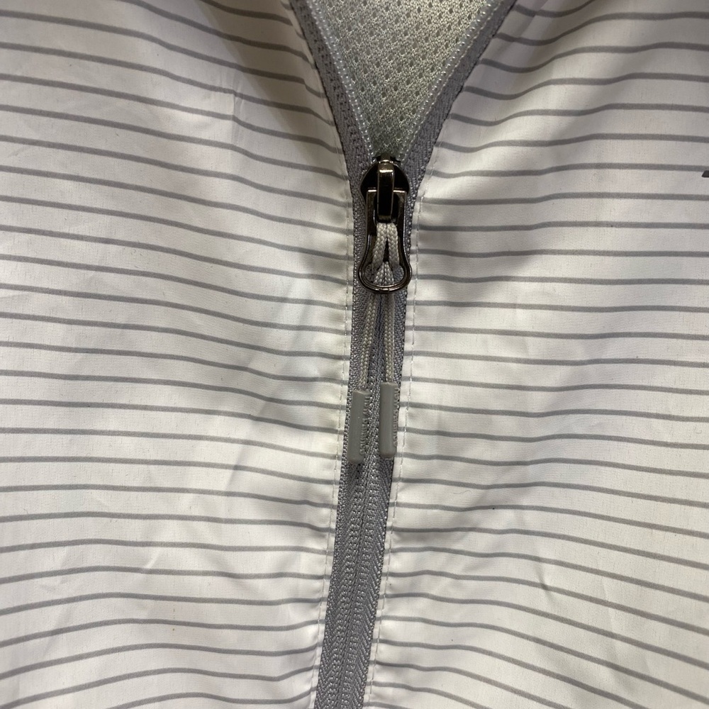 Shirt - Picture 6 of 7